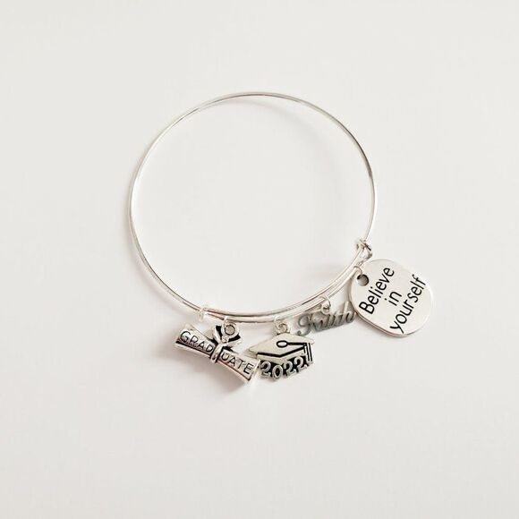 Class of 2022 Graduation Charm Bracelet, Graduation Gift, Senior Graduate - Picture 10 of 13